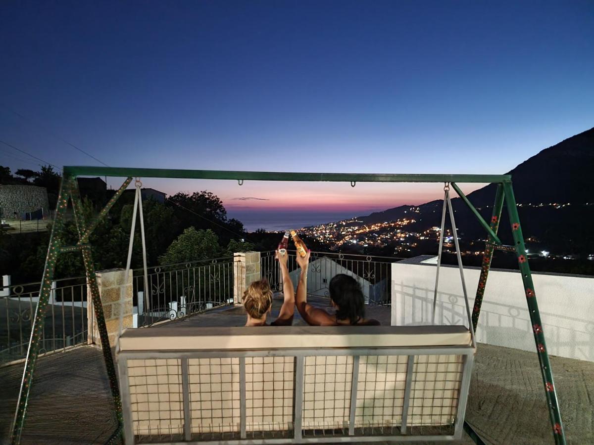 Apartment Tomanovic บาร์ ภายนอก รูปภาพ