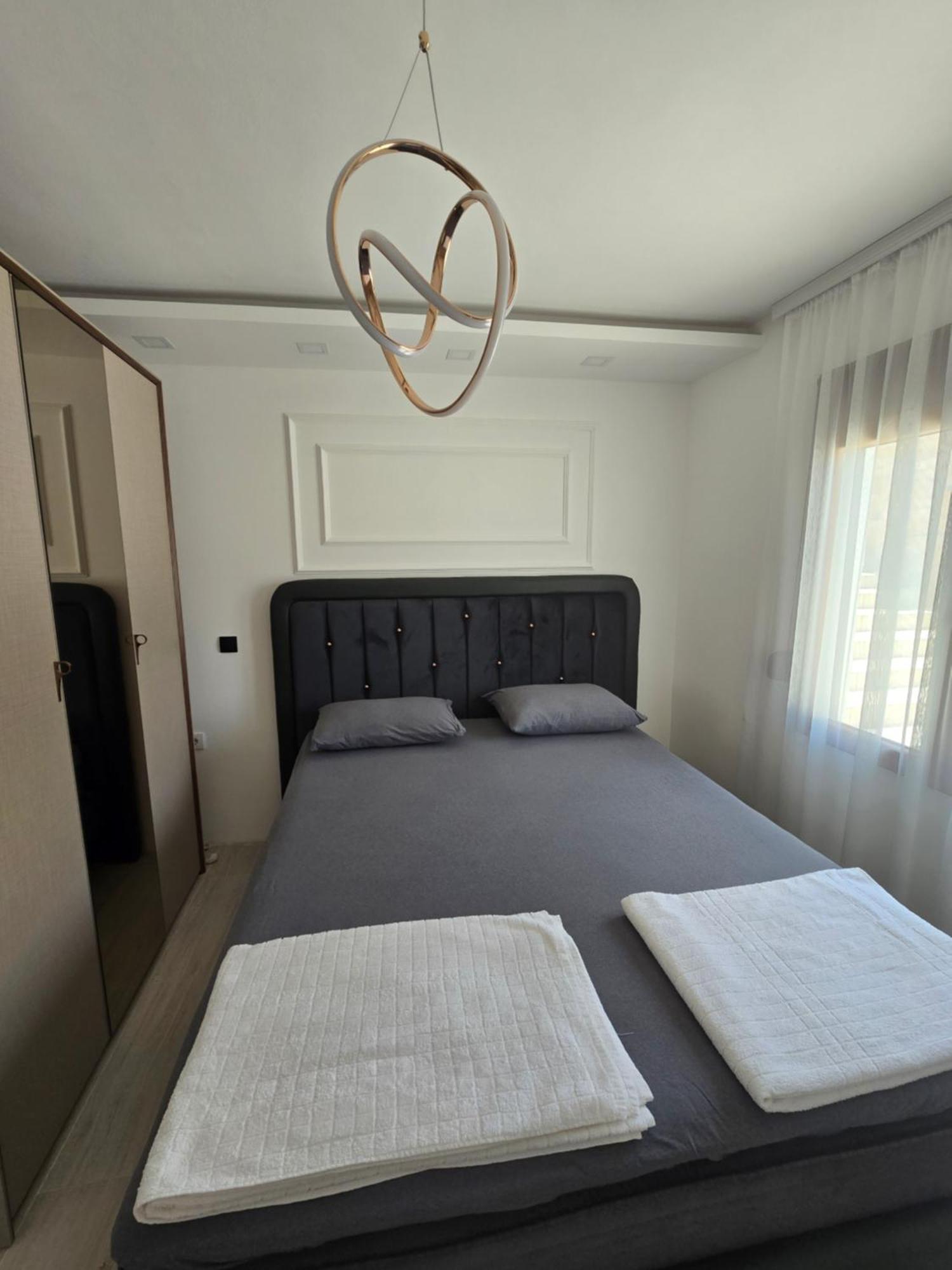 Apartment Tomanovic บาร์ ภายนอก รูปภาพ